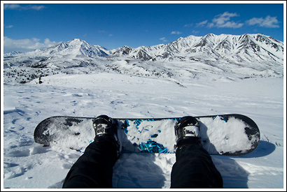 Snowboarder in the backcountry of the Mentasta mountains, Wrangell St. Elias National Park, Alaska.